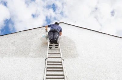 Peinture extérieure aux Chapelles-Bourbon — façades et ravalement