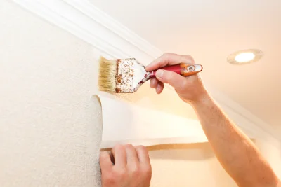 Pose de papier peint aux Chapelles-Bourbon — revêtements muraux et toiles de verre